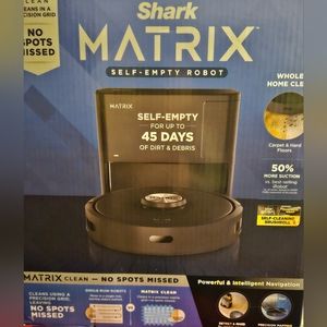 Shark Matrix Bagless self empty base